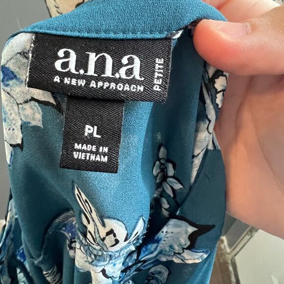 A.n.a light blue white and black floral long sleeve blouse w/ lace up tie Detail - Picture 3 of 9